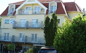 Pensili Minihotel Balatonfuered